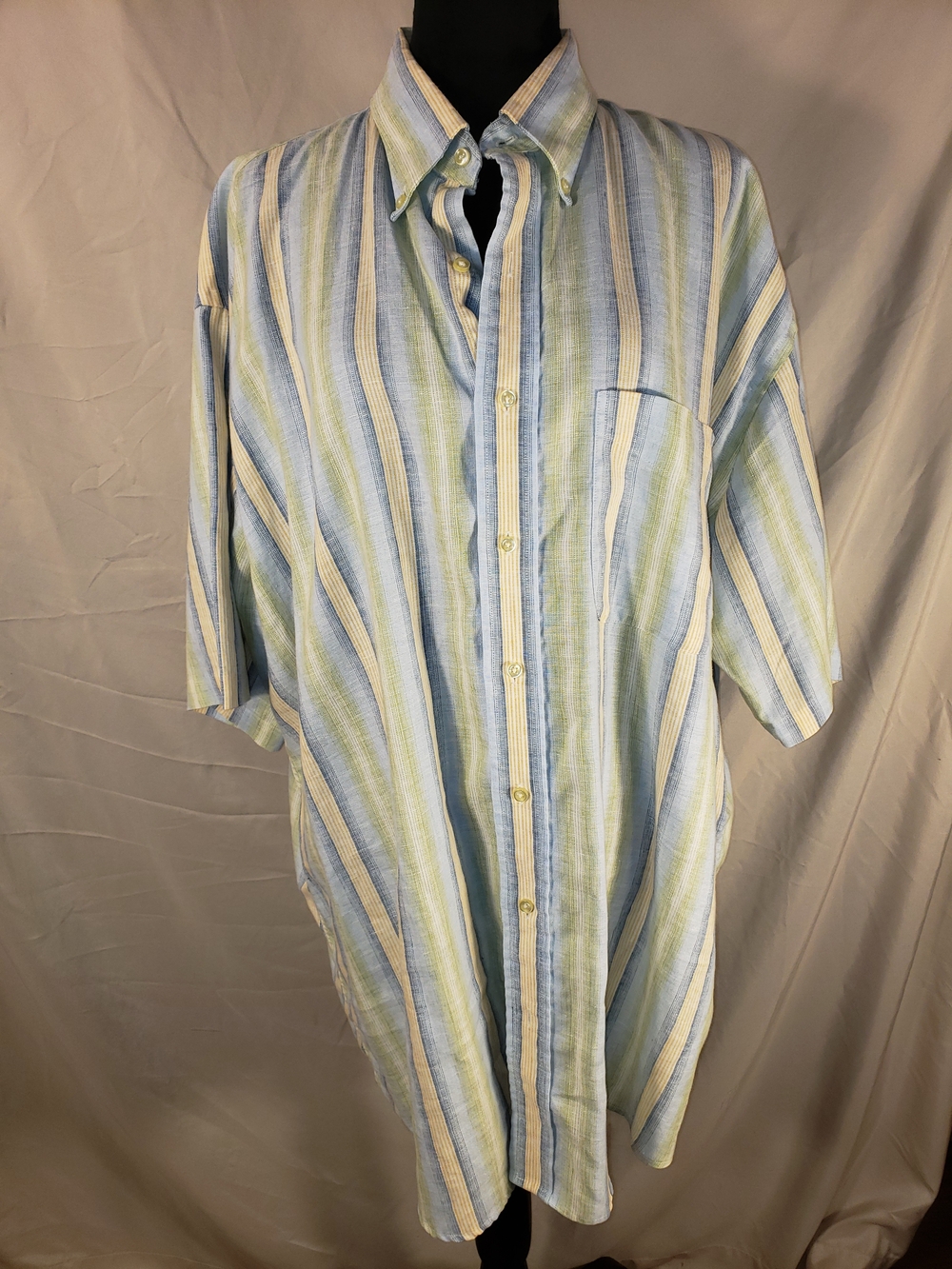 Jos. A. Bank Striped Button-Down Shirt in Light Blue, Green & Cream - XL